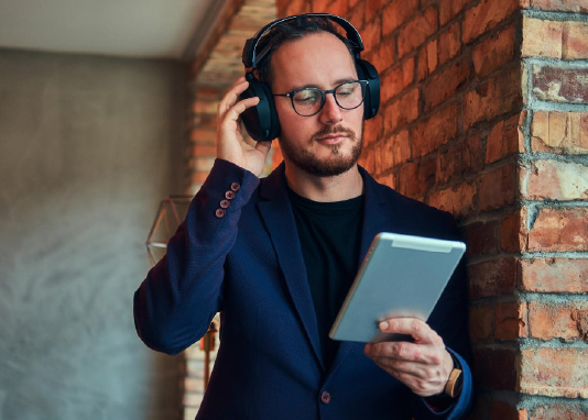 podcasts community manager marketing digital